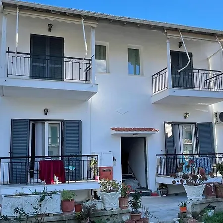 Apartman Katerina S House 2 *